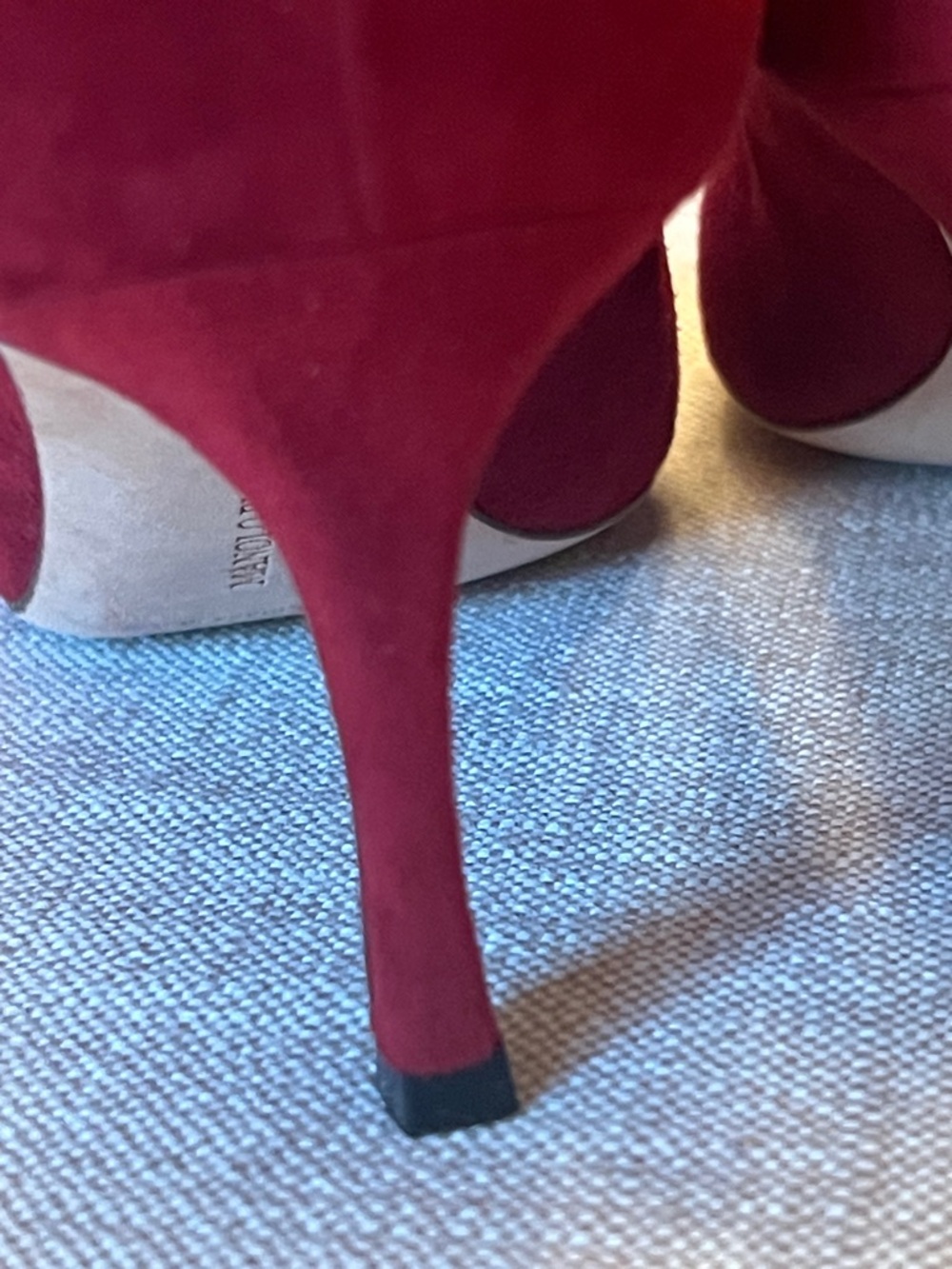 Manolo Blahnik pumps - Picture 10 of 14